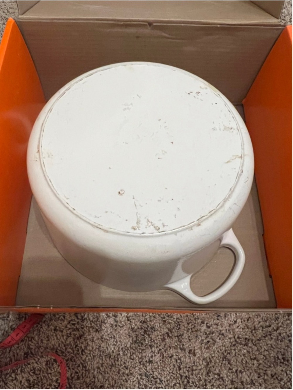 Le Creuset White Enamelled Cast Iron Round Dutch Oven 5L - Picture 7 of 8
